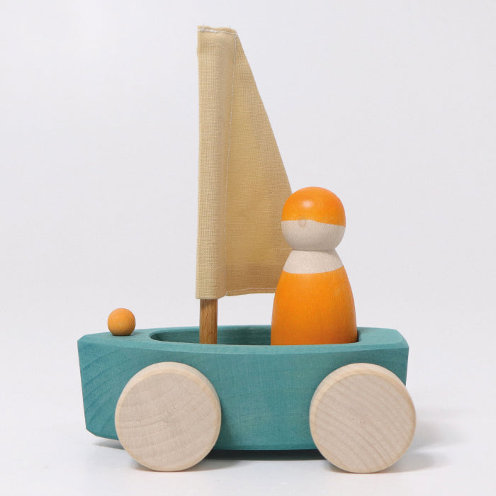 Grimm's Set Of 4 Little Land Yachts With Sailors