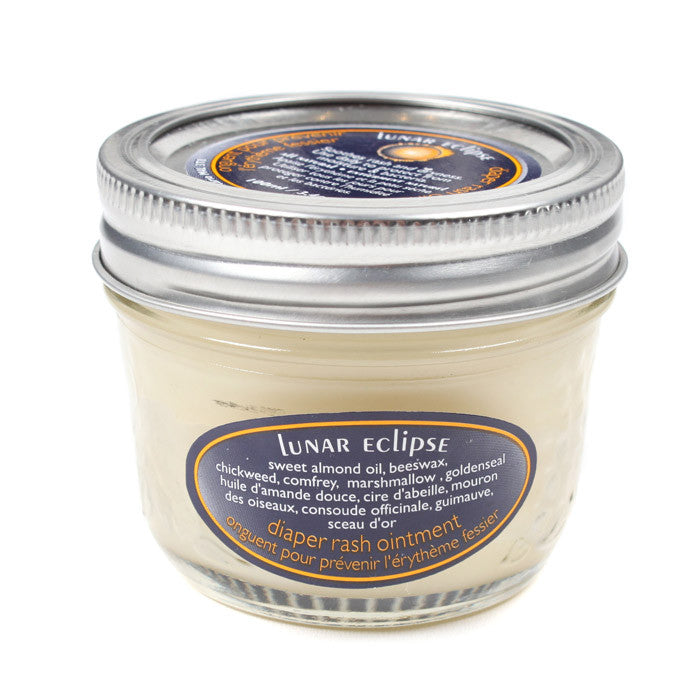 Natural, moisturizing cream for baby's diaper rashes in a small mason jar.
